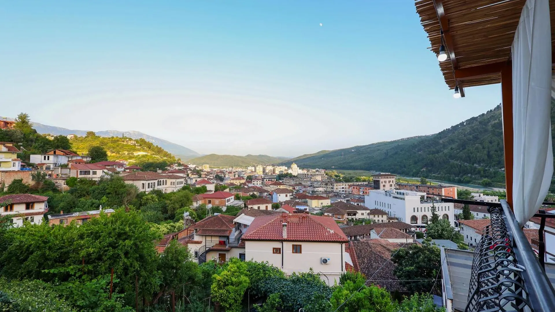 Guest house Vila Spahiu Berat